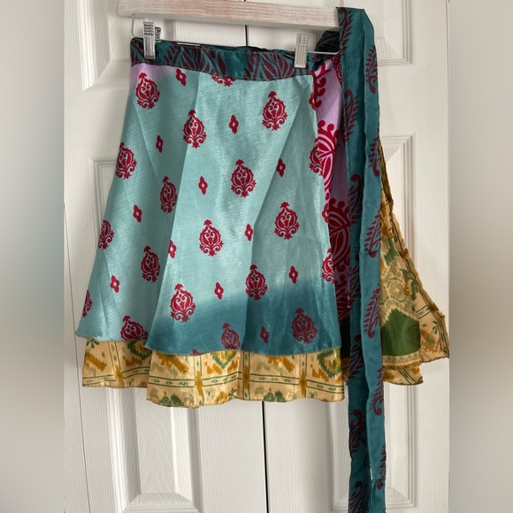 NWT-Sz.Regular-💯% Reclaimed Reversible Silk Sari Skirt- No Two are alike - Picture 8 of 10